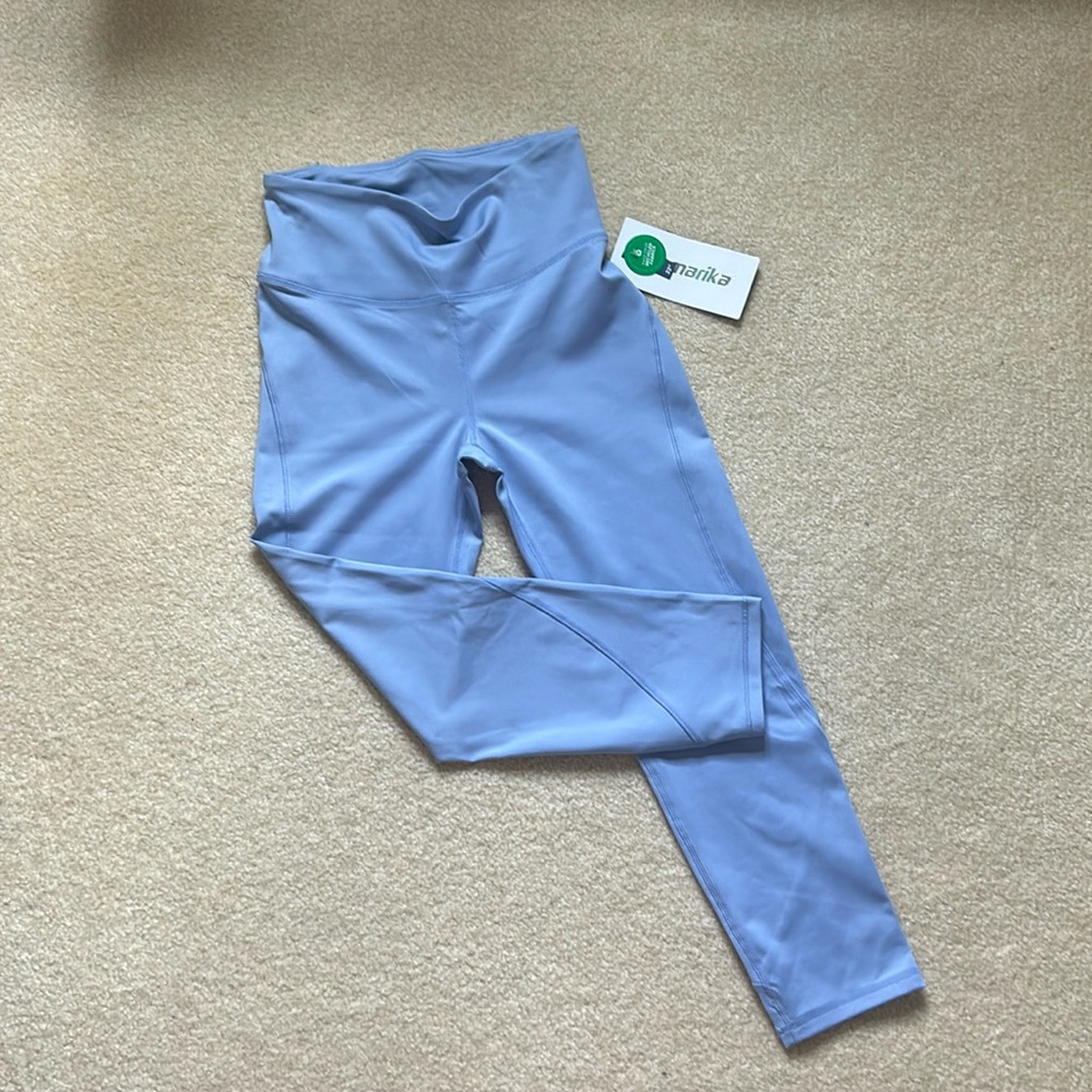 Marika Mid-calf Capri leggings